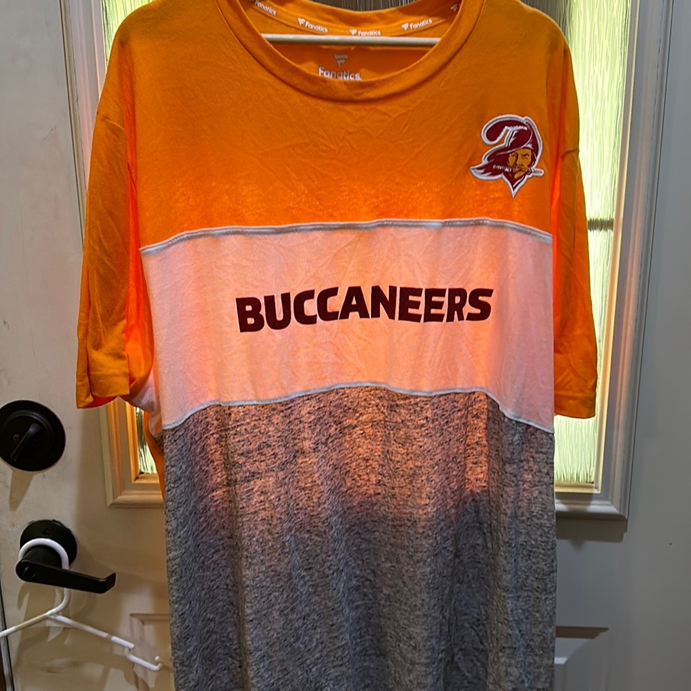 Fanatics Men’s 3XL Tamp Bay Buccaneers tee shirt